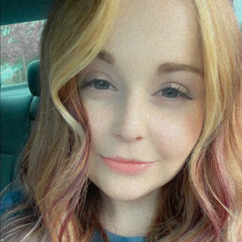 Meet your Posher, Savannah
